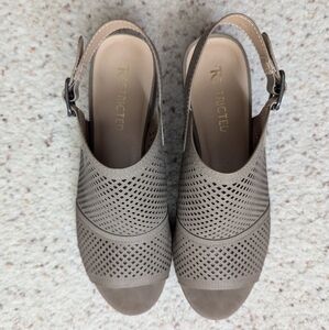 Restricted Slingback, Size 9